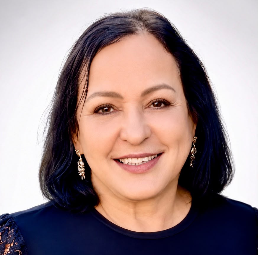 María Elena Cortés